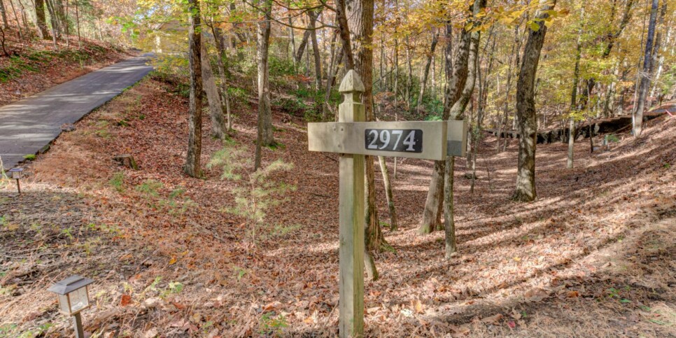 Big Canoe - Deer Memories - Exterior