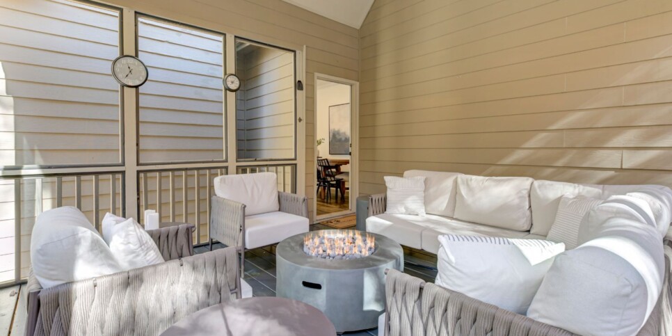 Big Canoe - Deer Memories - Exterior