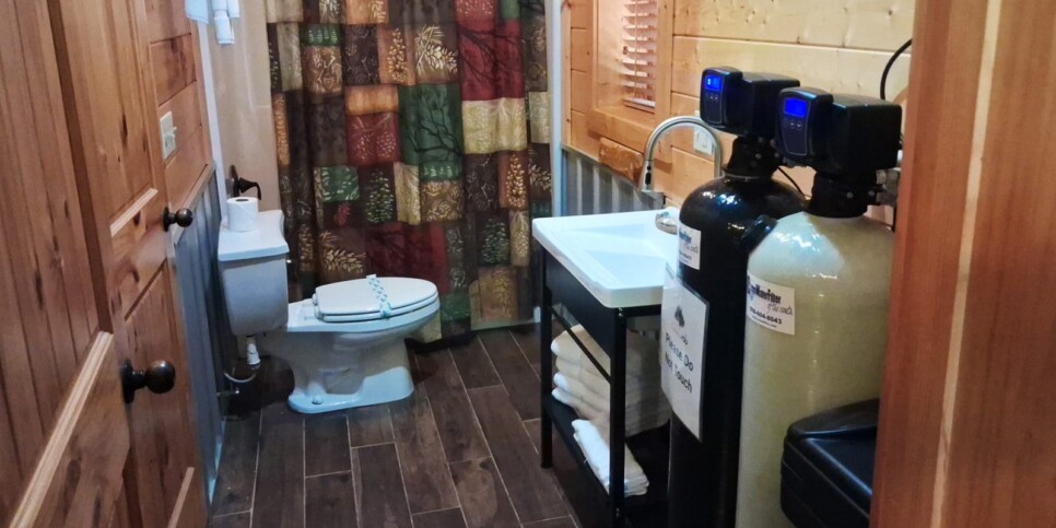 Blue Ridge Astounding River View Bathroom