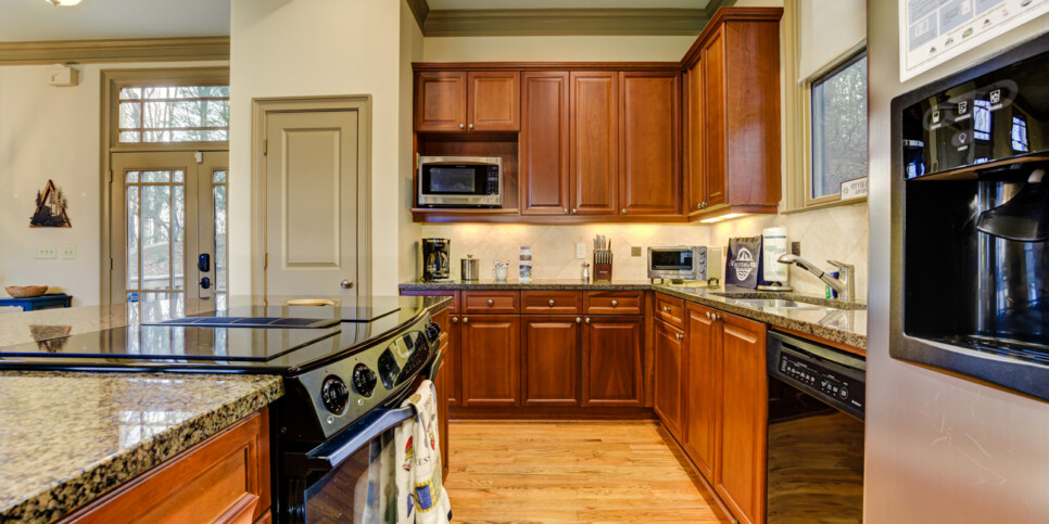 Big Canoe Chipmunk Crossing Kitchen