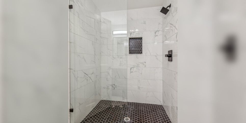 Big Canoe - Modern Haven - Bathroom