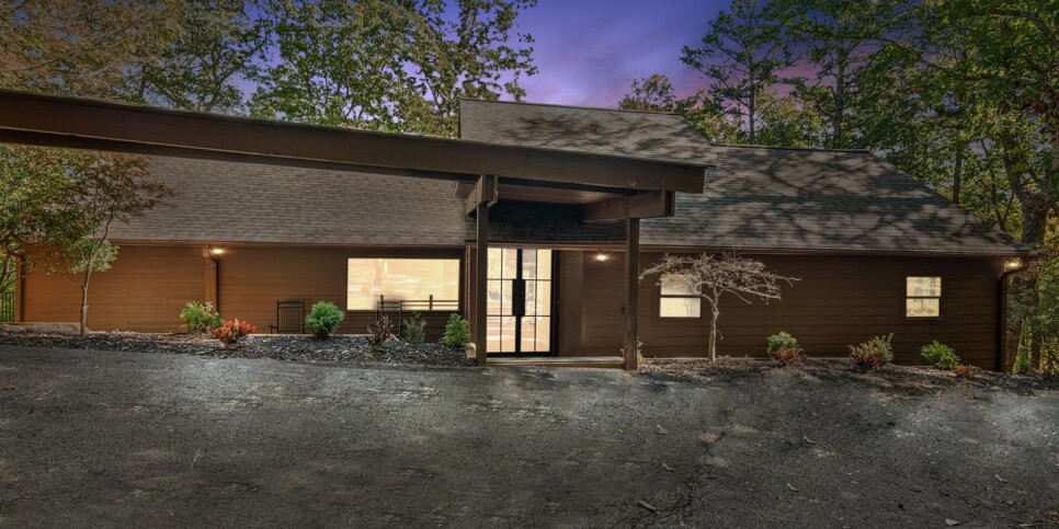 Big Canoe - Modern Haven - Exterior