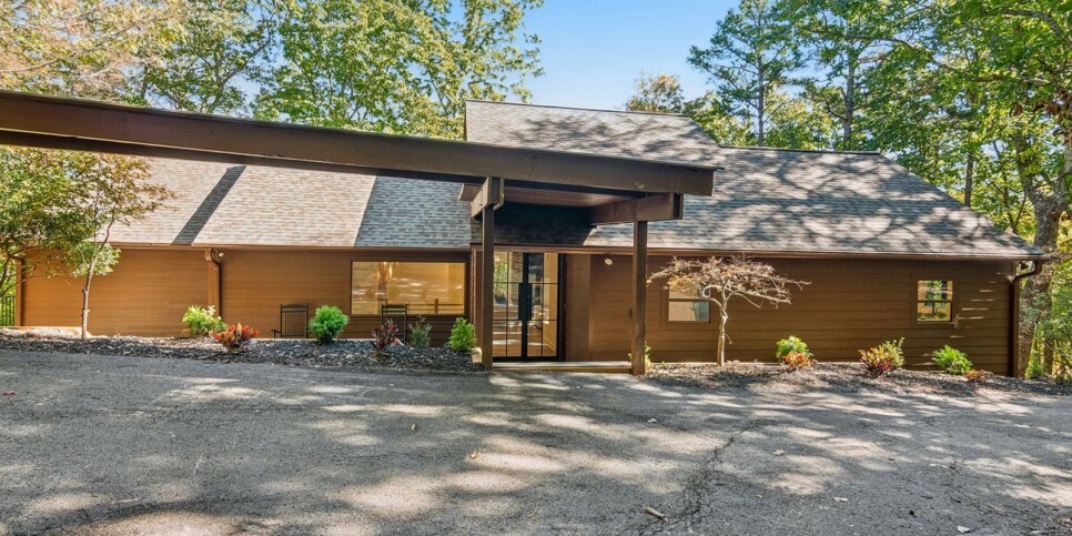 Big Canoe - Modern Haven - Exterior