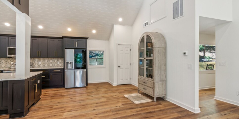 Big Canoe - Modern Haven - Kitchen