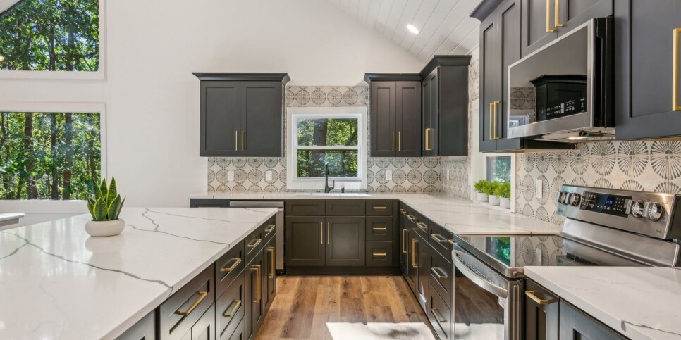 Big Canoe - Modern Haven - Kitchen