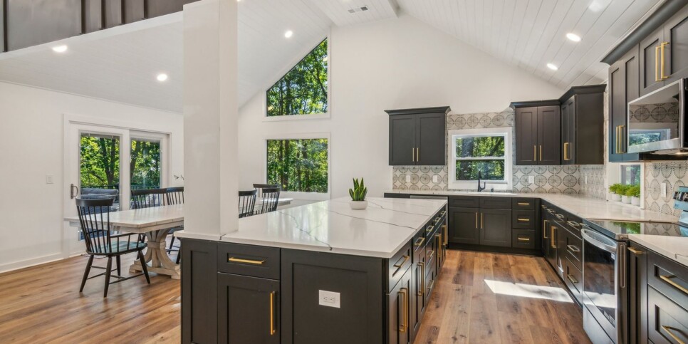 Big Canoe - Modern Haven - Kitchen
