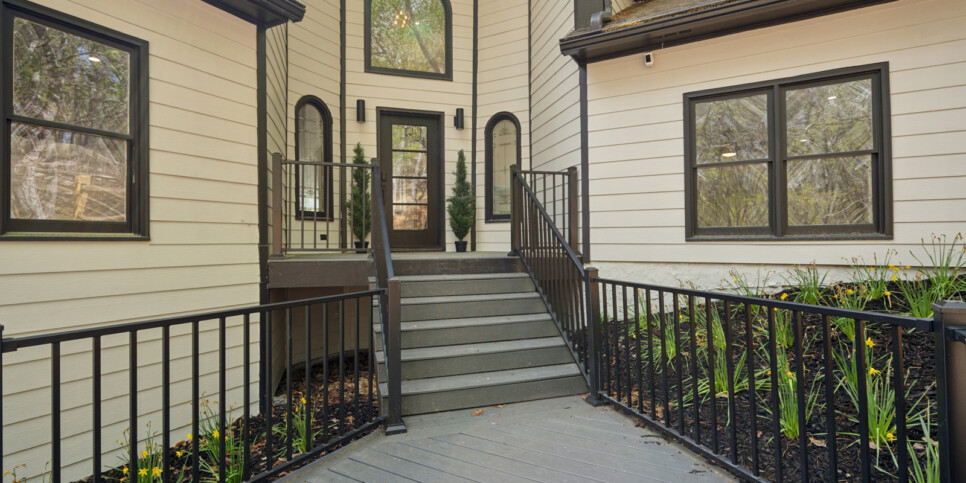 Bent Tree Dream View Lodge Exterior