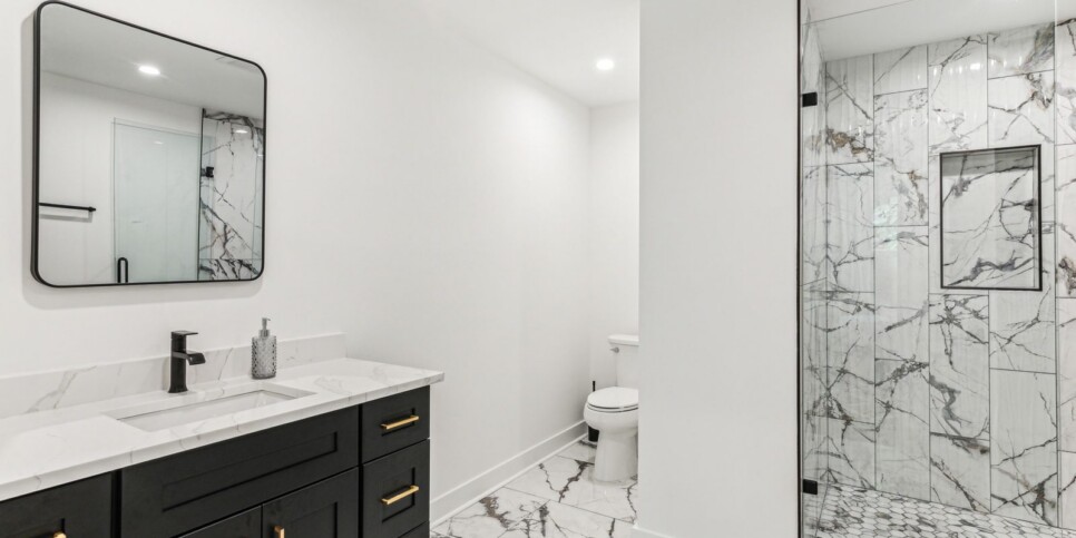 Bent Tree Luxury Bear Lodge Bathroom