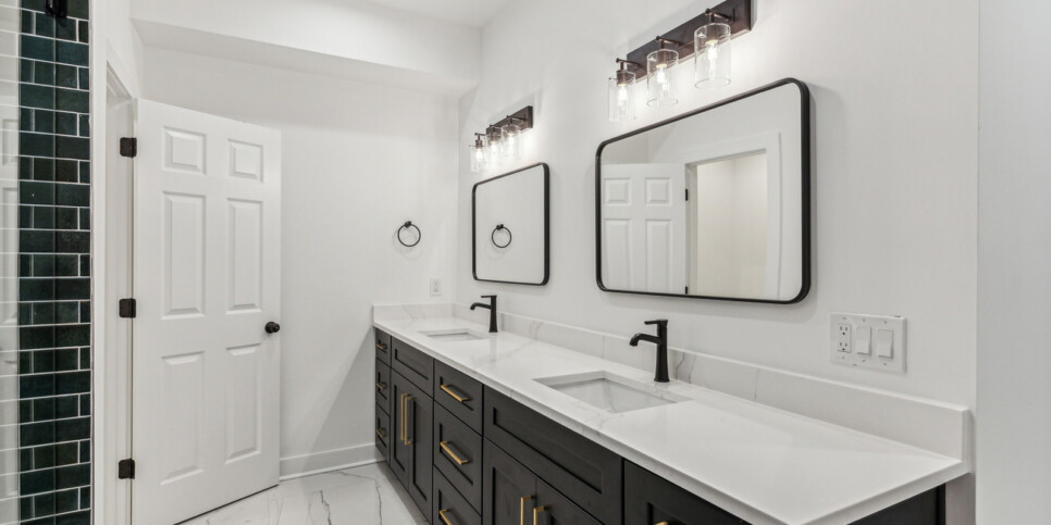 Bent Tree Luxury Bear Lodge Bathroom