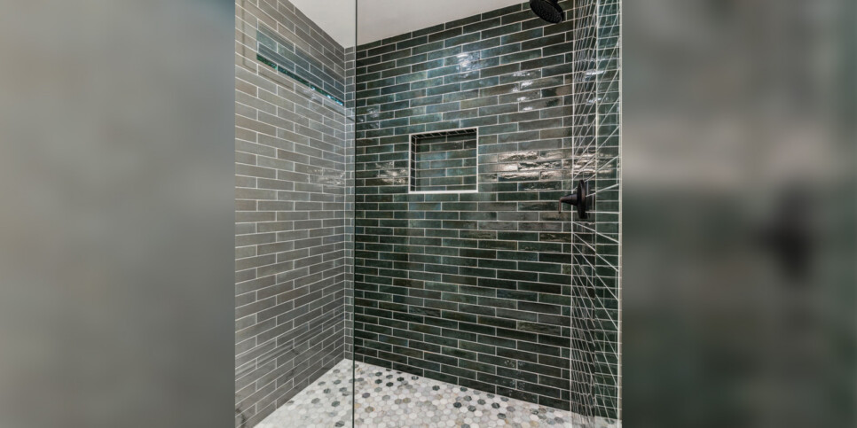 Bent Tree Luxury Bear Lodge Bathroom