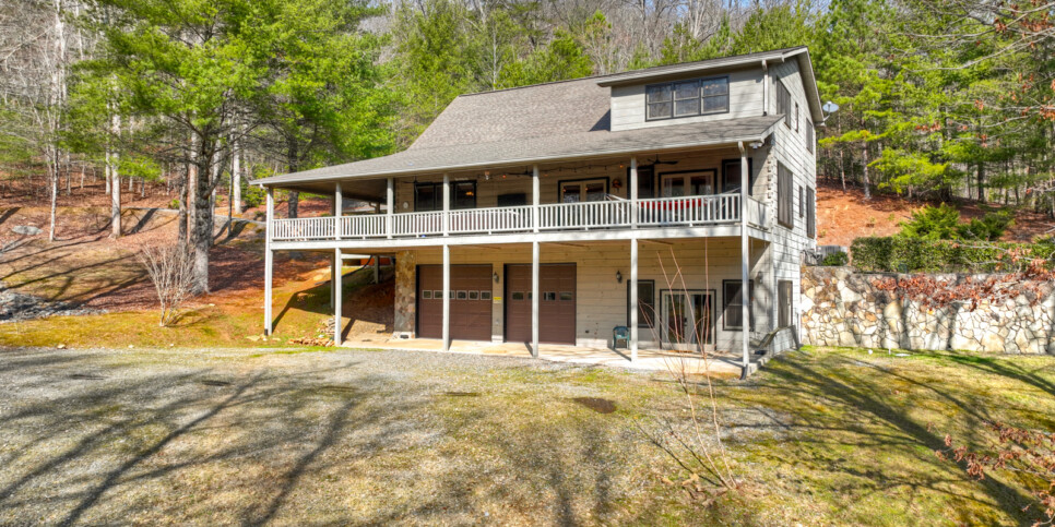 default blue ridge kick aska lodge exterior