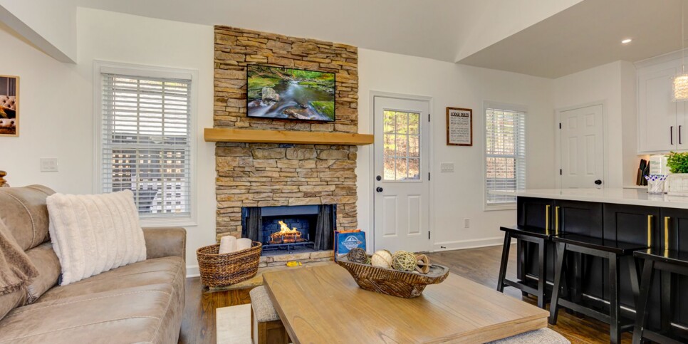 Bent Tree - Lake Vista Lodge - Living Room