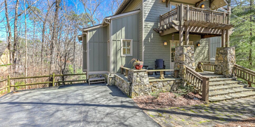 Big Canoe - Serenity on the Ridge - Exterior