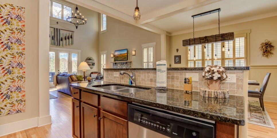 Big Canoe - Serenity on the Ridge - Kitchen