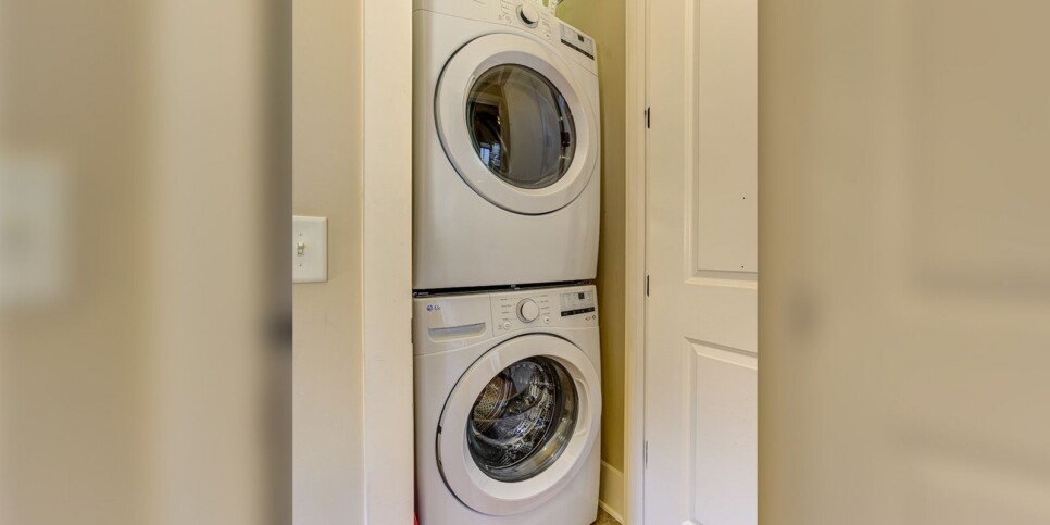 Big Canoe - Serenity on the Ridge - Laundry