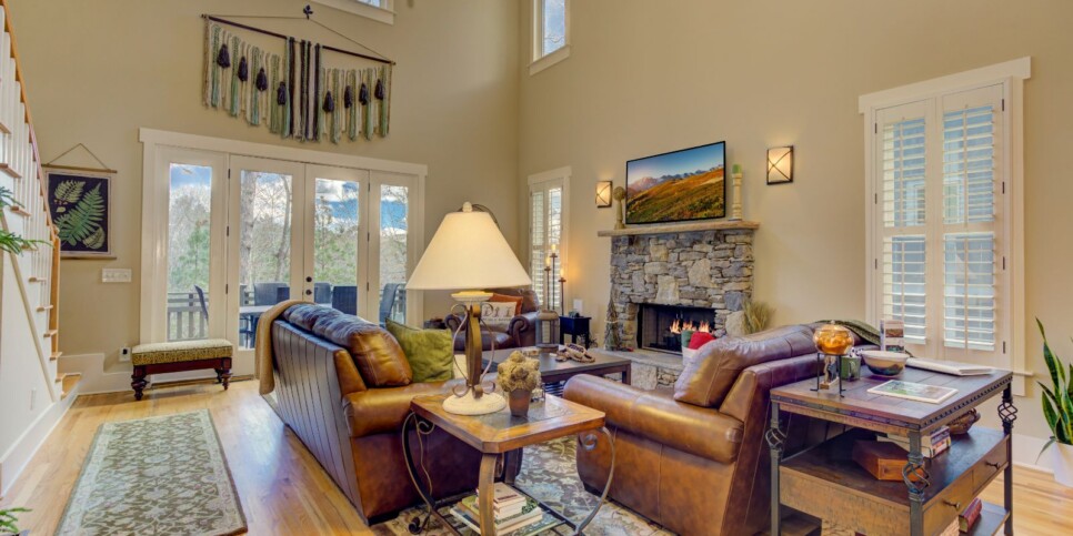 Big Canoe - Serenity on the Ridge - Living Room