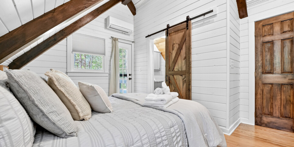 blue ridge laurel ridge retreat bedroom