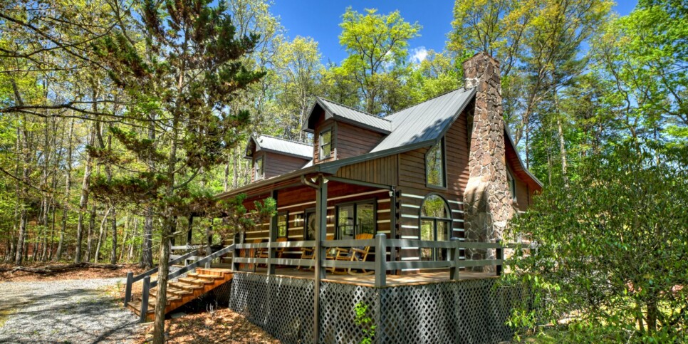 blue ridge laurel ridge retreat exterior