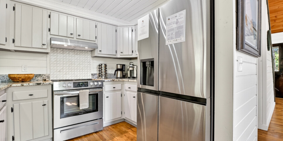 blue ridge laurel ridge retreat kitchen