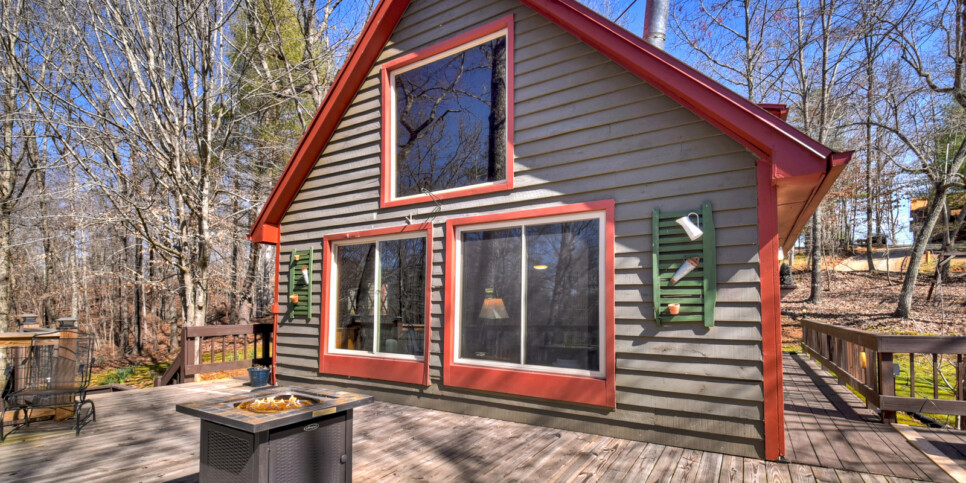 blue ridge serenity woods exterior