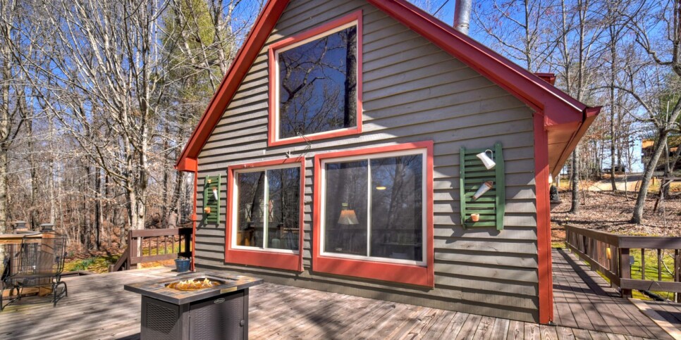 blue ridge serenity woods exterior