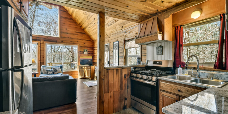 blue ridge serenity woods kitchen
