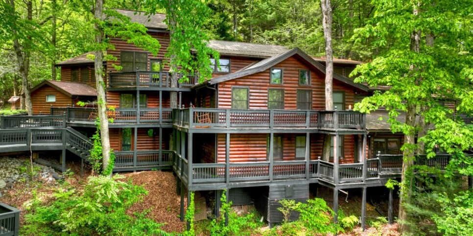 default blue ridge wolfpack lodge exterior
