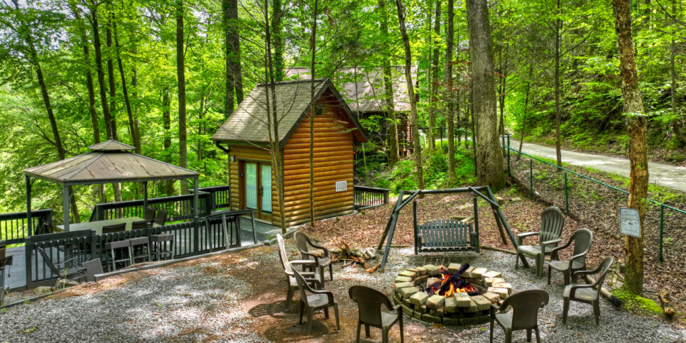 default blue ridge wolfpack lodge exterior