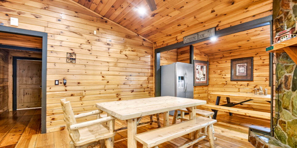 blue ridge wolfpack lodge kitchen