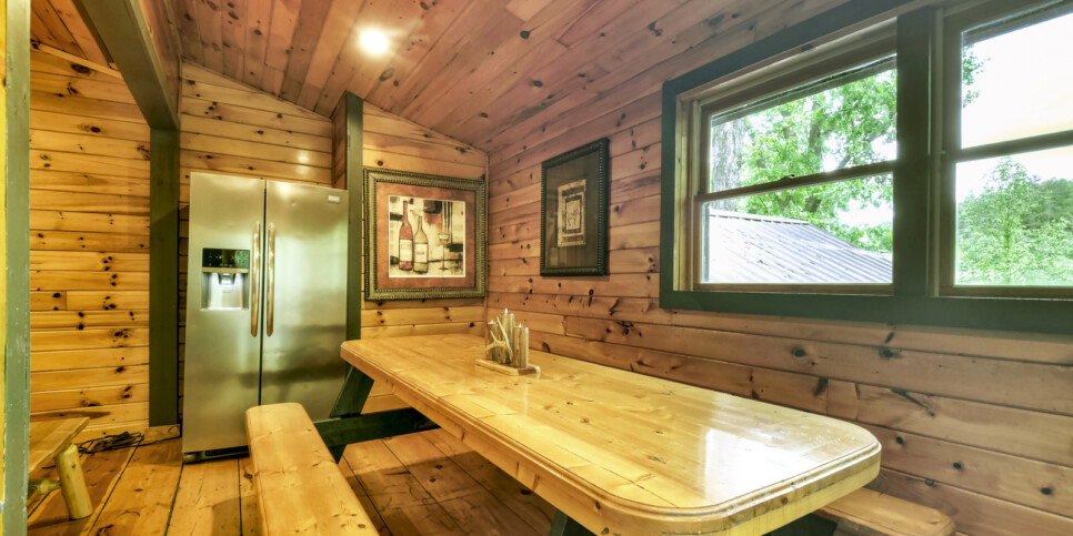 blue ridge wolfpack lodge kitchen