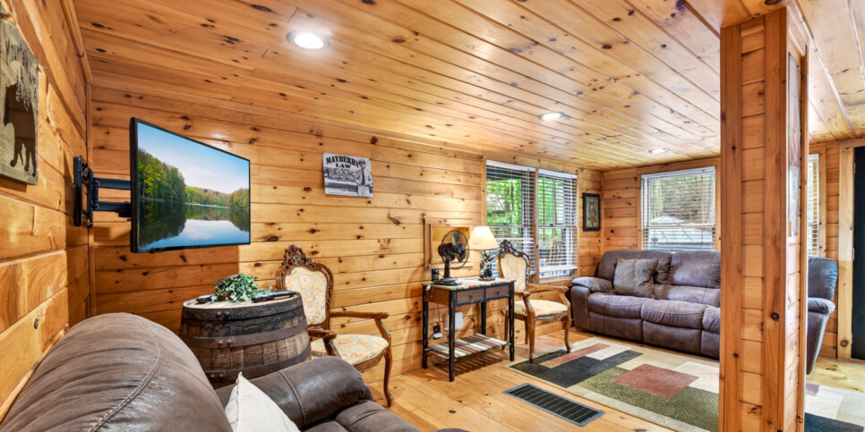 blue ridge wolfpack lodge rec room