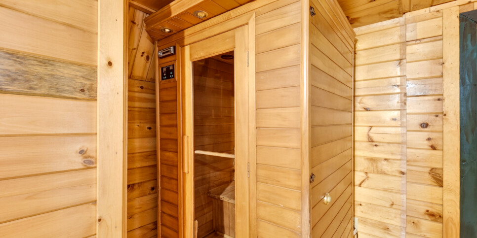 blue ridge wolfpack lodge rec room