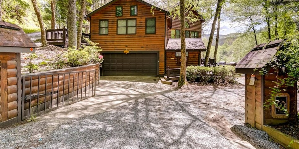 Blue Ridge - Wolfpack Lodge - Temporary Photo