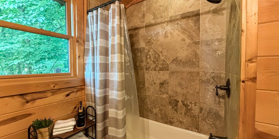 bent tree bent tree cabin bathroom