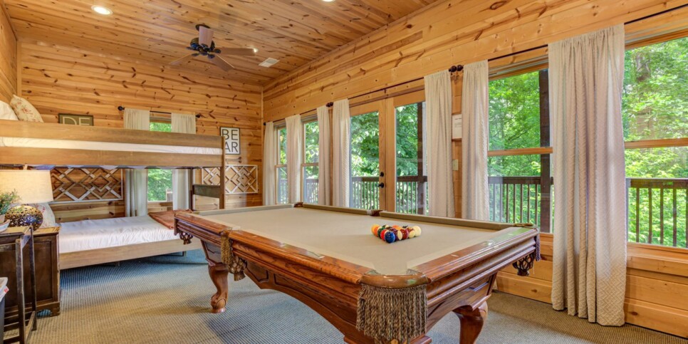 bent tree bent tree cabin bedroom