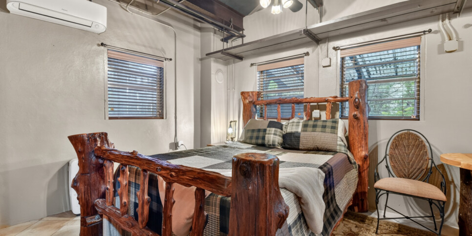 blue ridge riversong on the toccoa bedroom