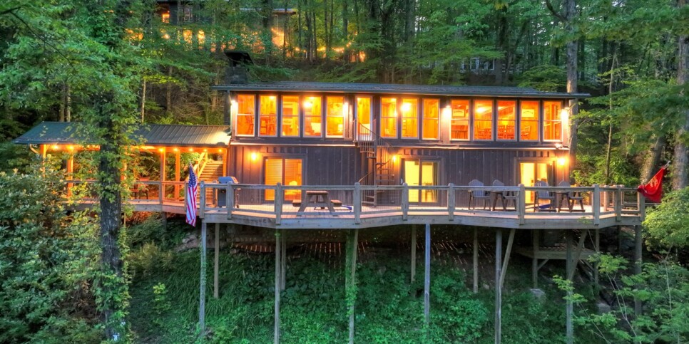 default blue ridge riversong on the toccoa exterior