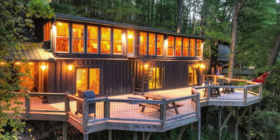default blue ridge riversong on the toccoa exterior