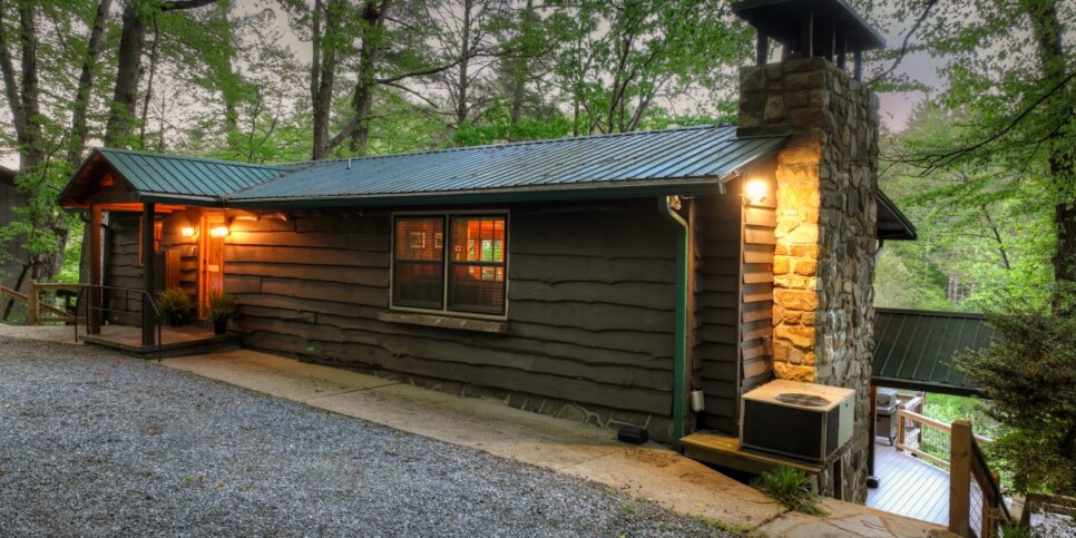 default blue ridge riversong on the toccoa exterior