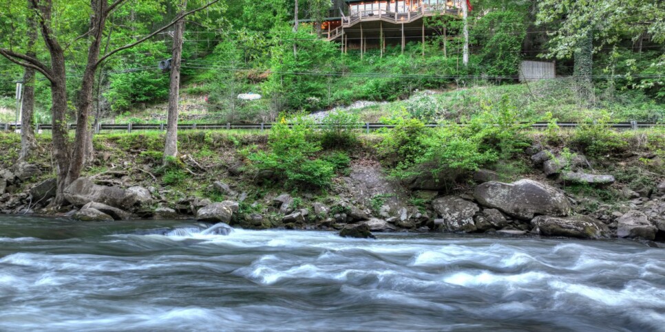 default blue ridge riversong on the toccoa exterior