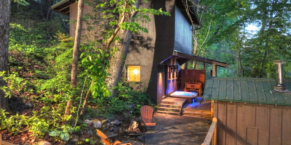 blue ridge riversong on the toccoa exterior