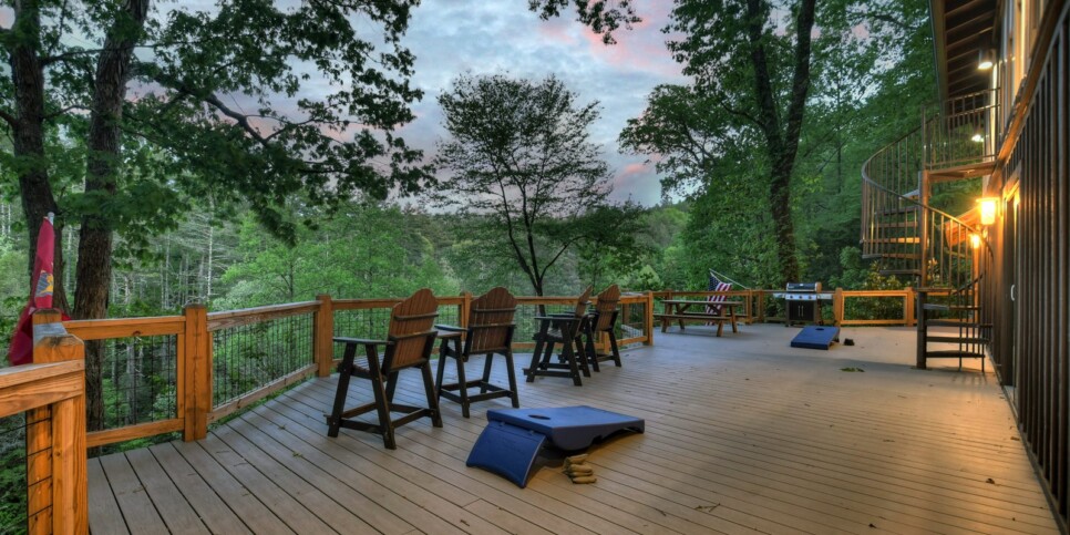blue ridge riversong on the toccoa exterior