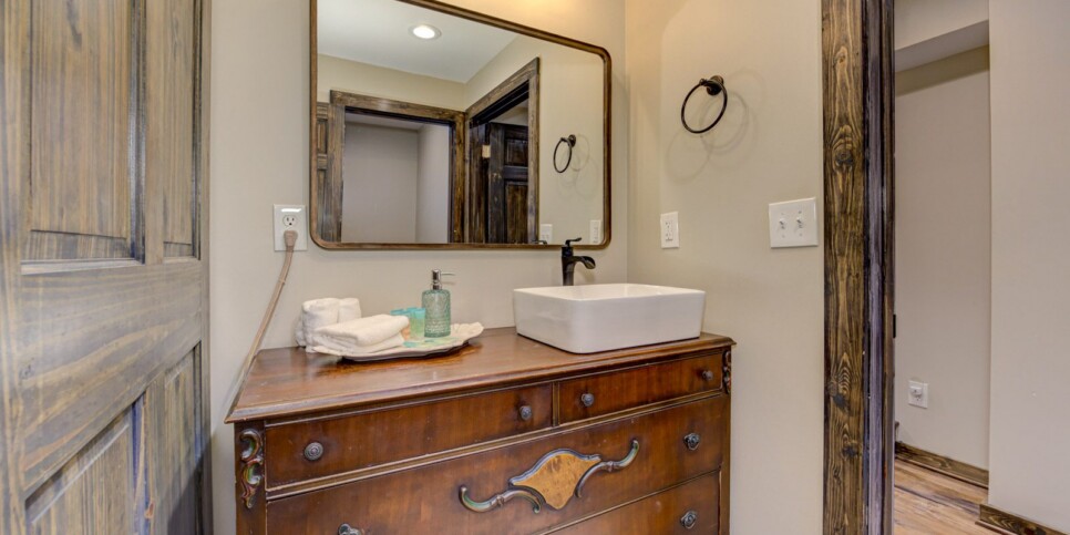 Big Canoe Amazing Grace Bathroom