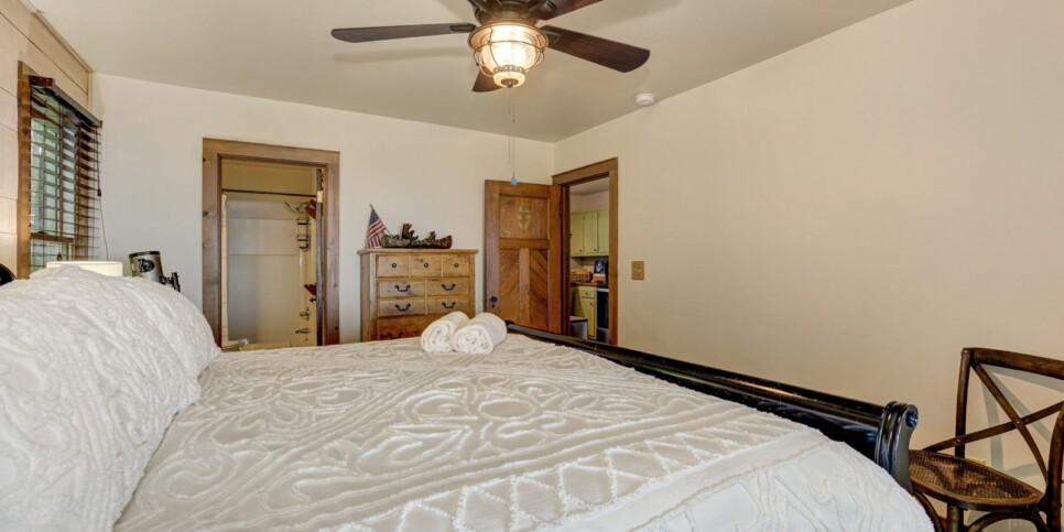Big Canoe Amazing Grace Bedroom