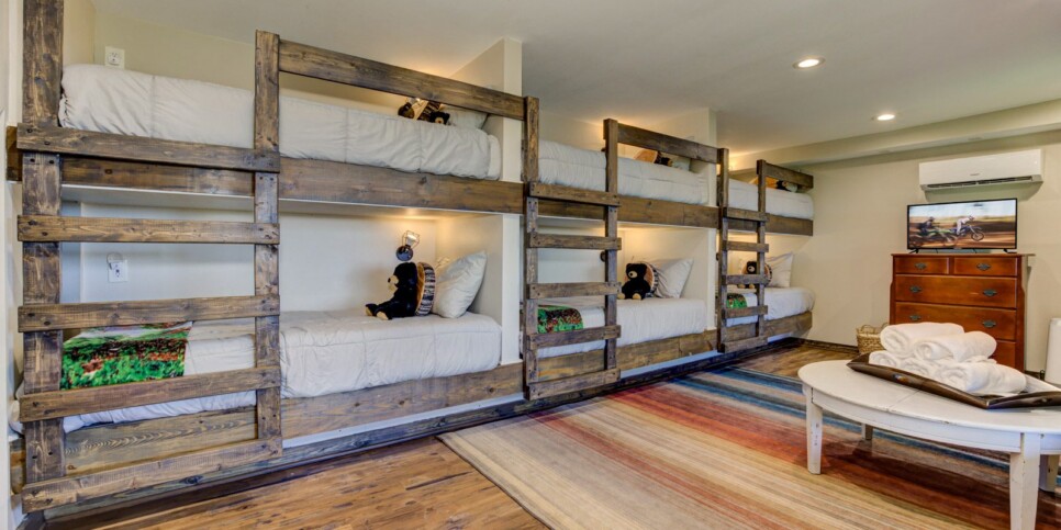 Big Canoe Amazing Grace Bedroom