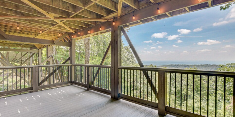 Big Canoe Amazing Grace Exterior