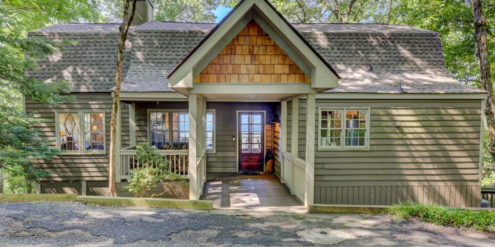 Big Canoe Amazing Grace Exterior