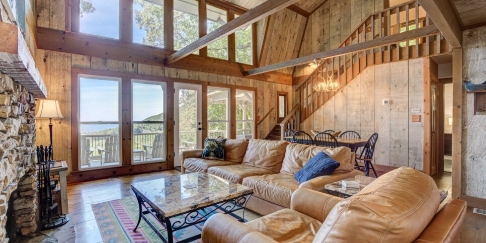 Big Canoe Amazing Grace Living Room