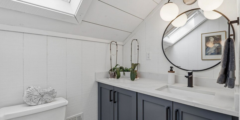 Big Canoe - Long & Short of It - Bathroom