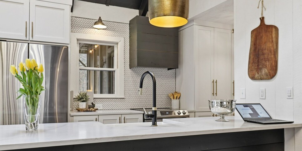 Big Canoe - Long & Short of It - Kitchen